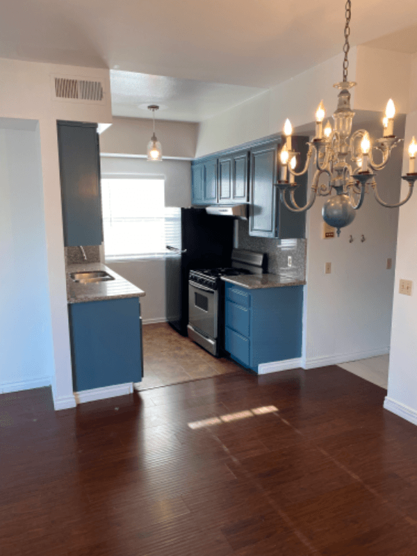 Los Angeles Apartment: 2436 S. Federal Ave.