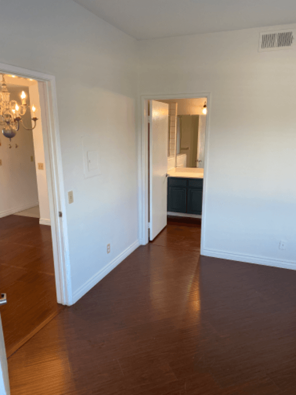 Los Angeles Apartment: 2436 S. Federal Ave.