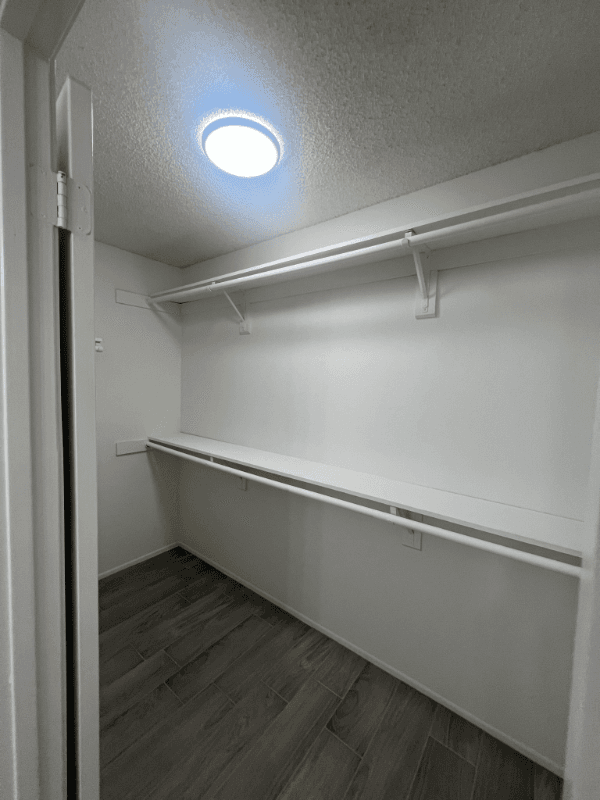 Anaheim Apartment: 212 S Ohio St
