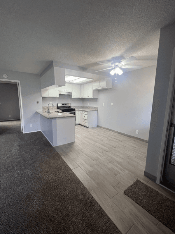 Anaheim Apartment: 212 S Ohio St