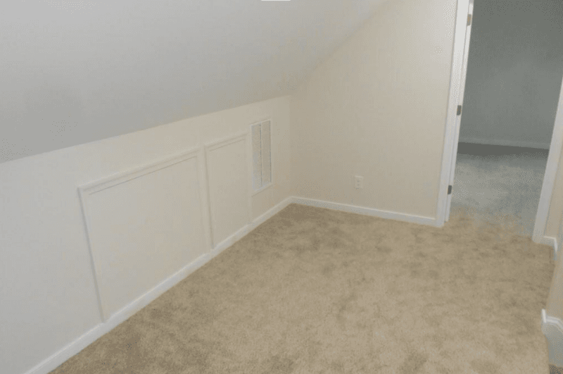 Richmond House: 1809 Doron Ln
