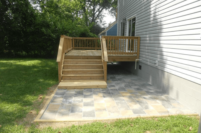 Richmond House: 1809 Doron Ln