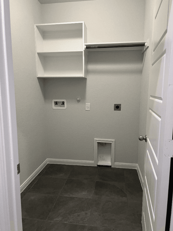 San Antonio House: 8823 Hedford Flats