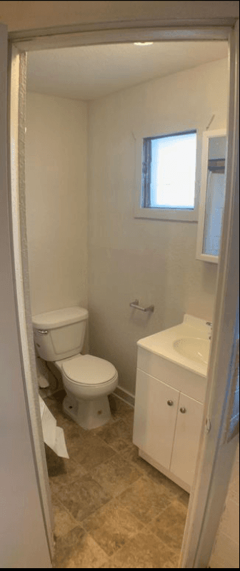 Blythe House: 159 N. 3rd St