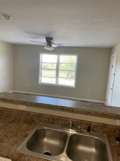 Cumberland Gap House: 217B Old Jacksboro Pike