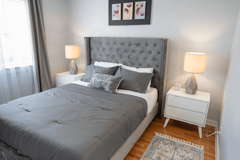 NORTH HOLLYWOOD House: 11247 HUSTON ST