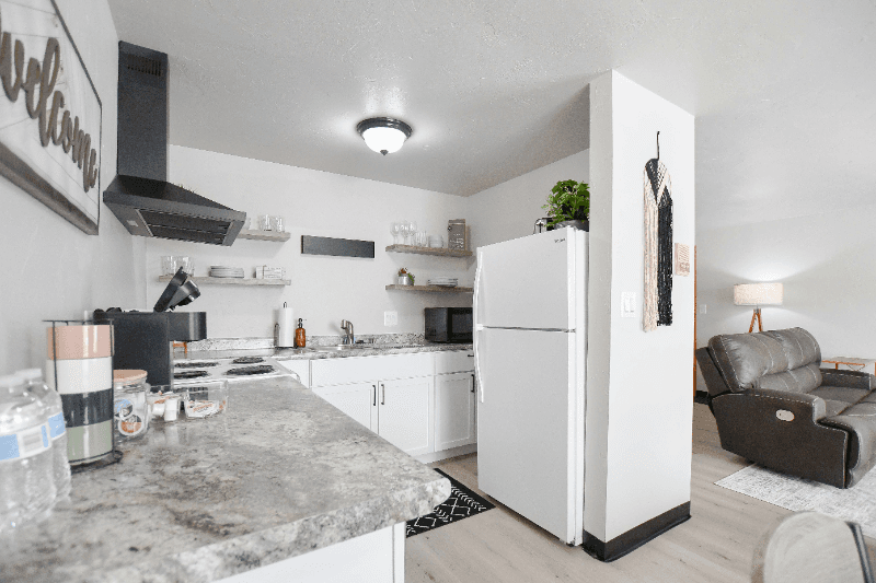 Green Bay Apartment: 1856 Verlin Rd