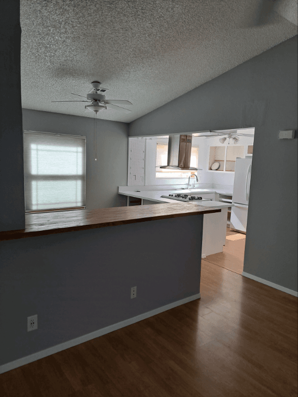 Henderson House: 562 Liverpool Avenue