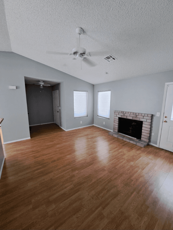 Henderson House: 562 Liverpool Avenue