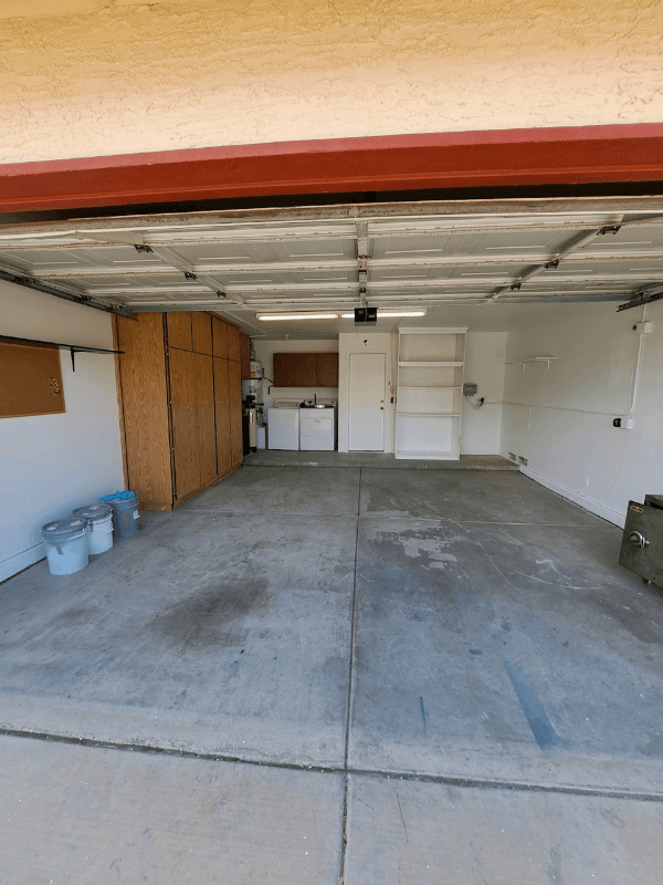 Henderson House: 562 Liverpool Avenue