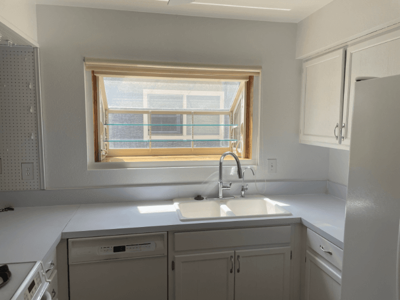 Henderson House: 562 Liverpool Avenue