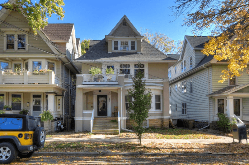 Madison Apartment: 933 Spaight Street