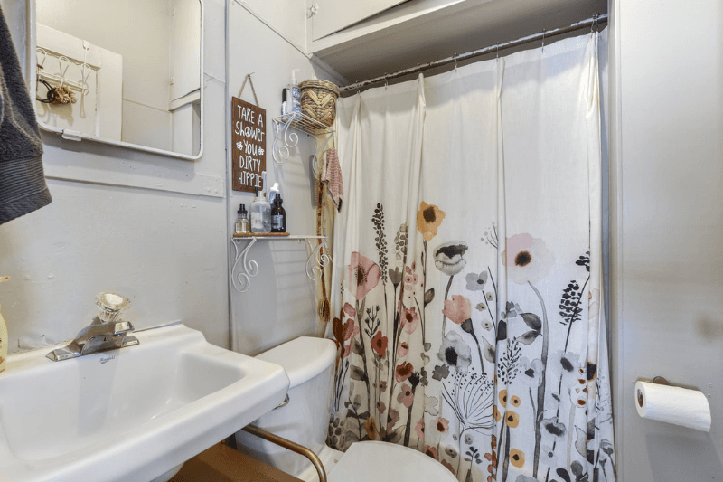 Madison Apartment: 933 Spaight Street