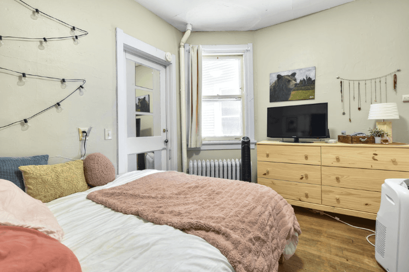 Madison Apartment: 933 Spaight Street