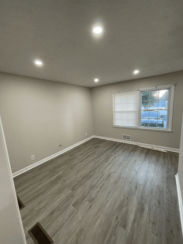 Conyers House: 1717 River st NE