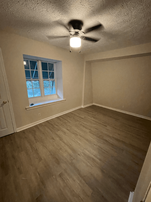 Conyers House: 1717 River st NE