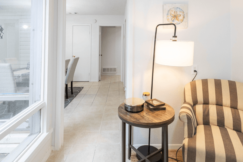 Rowlett House: 6710 La Costa Dr