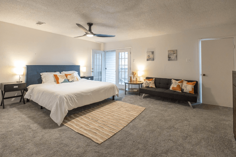 Rowlett House: 6710 La Costa Dr