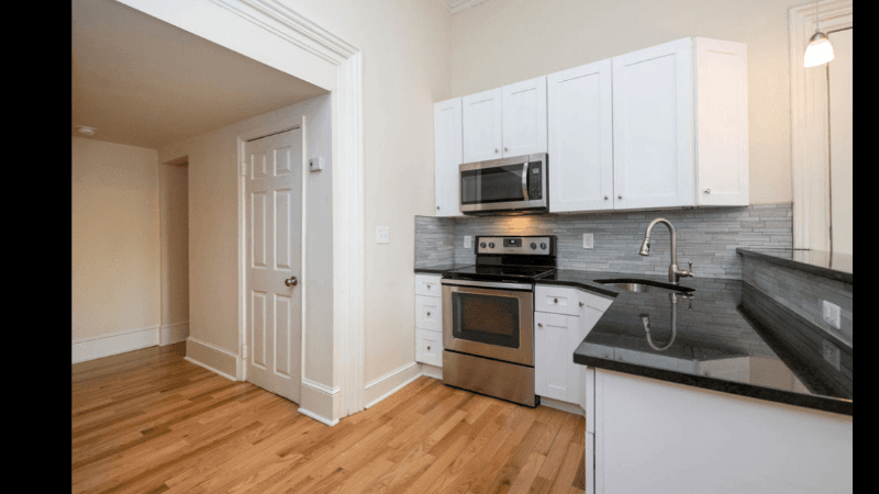 Baltimore Apartment: 32 E Preston St