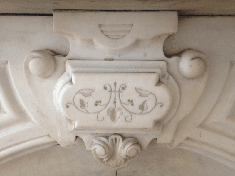 Baltimore Apartment: 32 E Preston St