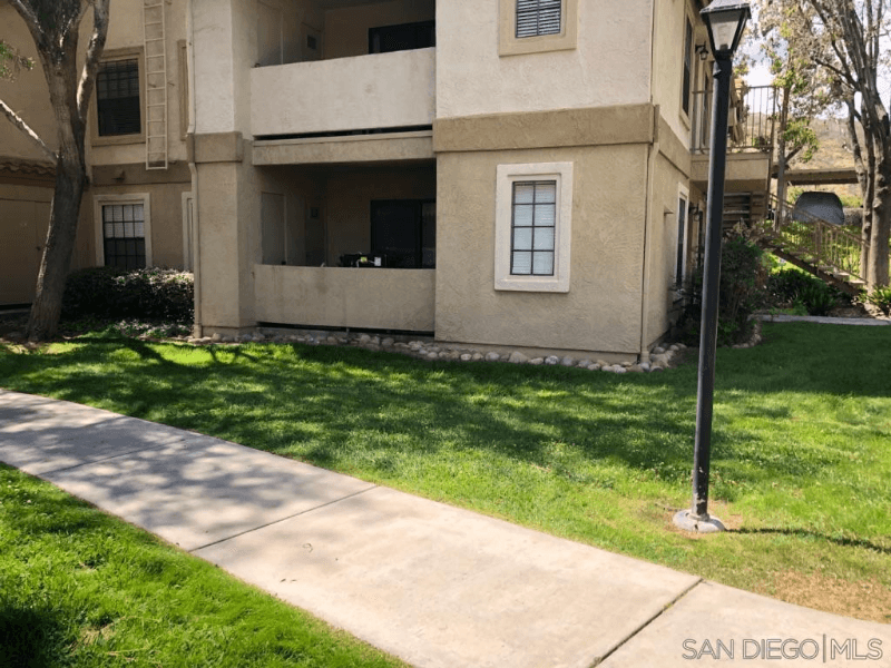 San Diego Condo: 10303 Azuaga Street