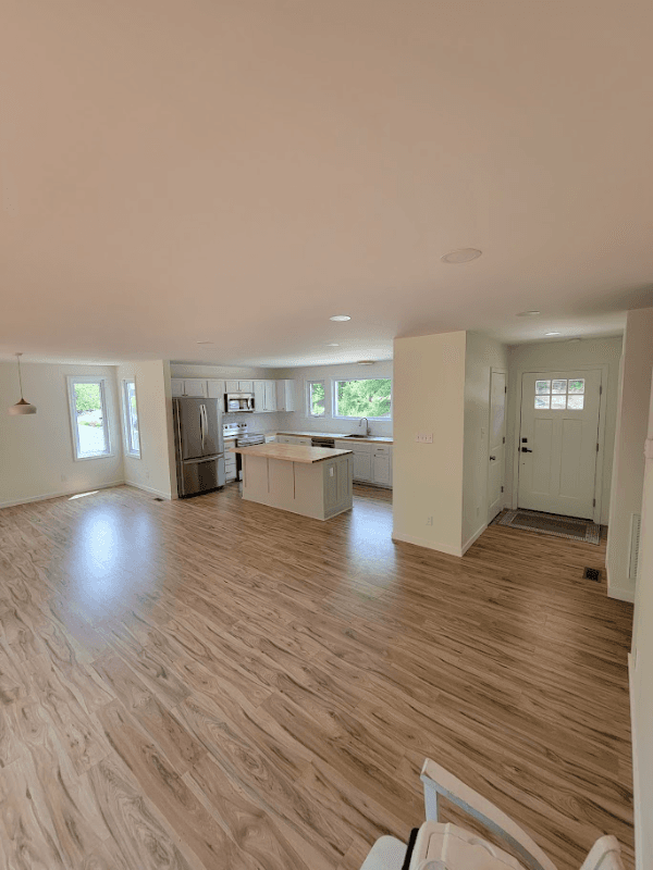 Richmond House: 2669 Central Ave