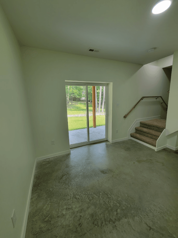 Richmond House: 2669 Central Ave