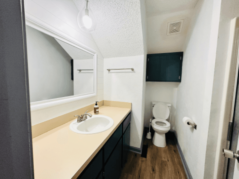 Lawton House: 4834 SE Brown St