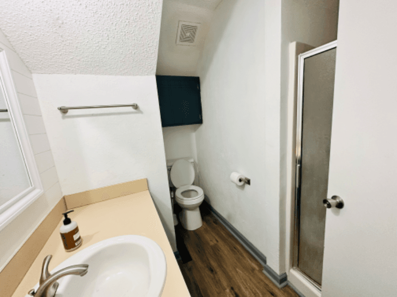 Lawton House: 4834 SE Brown St