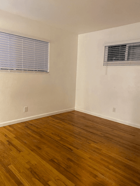 fair Oaks House: 8814 Mohawk way