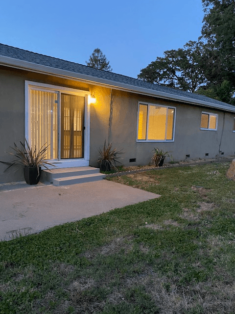 fair Oaks House: 8814 Mohawk way