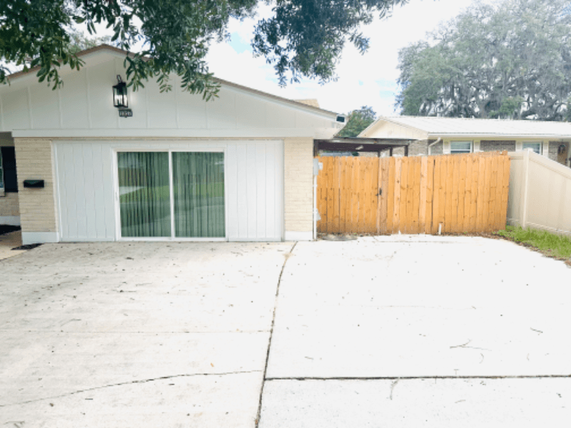 Jacksonville House: 1057 Knoll Cove