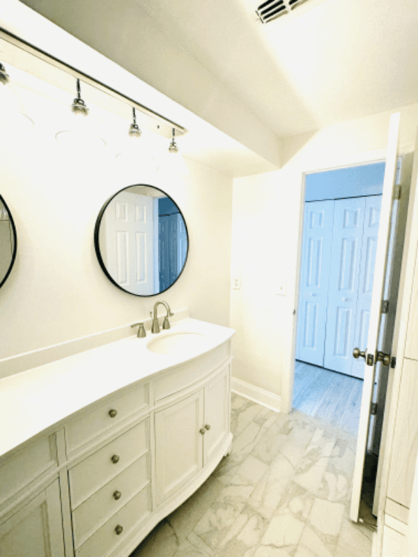 Jacksonville House: 1057 Knoll Cove