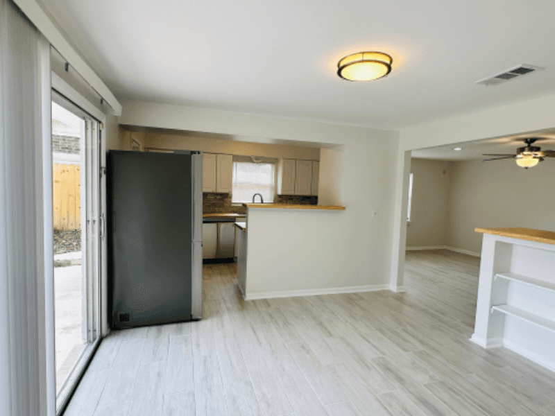 Jacksonville House: 1057 Knoll Cove