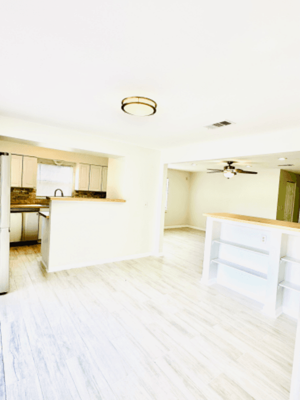 Jacksonville House: 1057 Knoll Cove