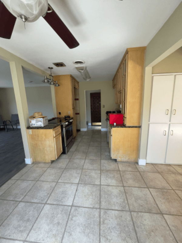 Modesto House: 416 Bruce Ave