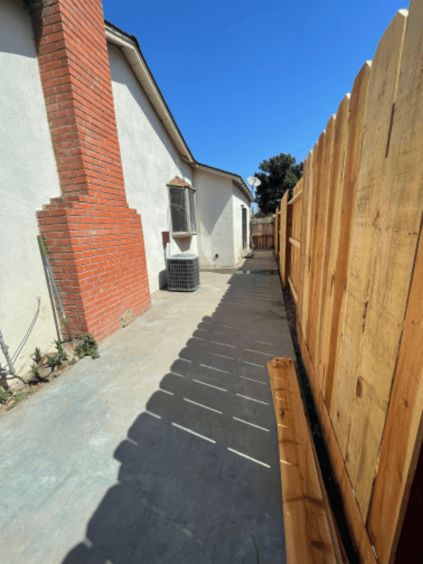 Modesto House: 416 Bruce Ave
