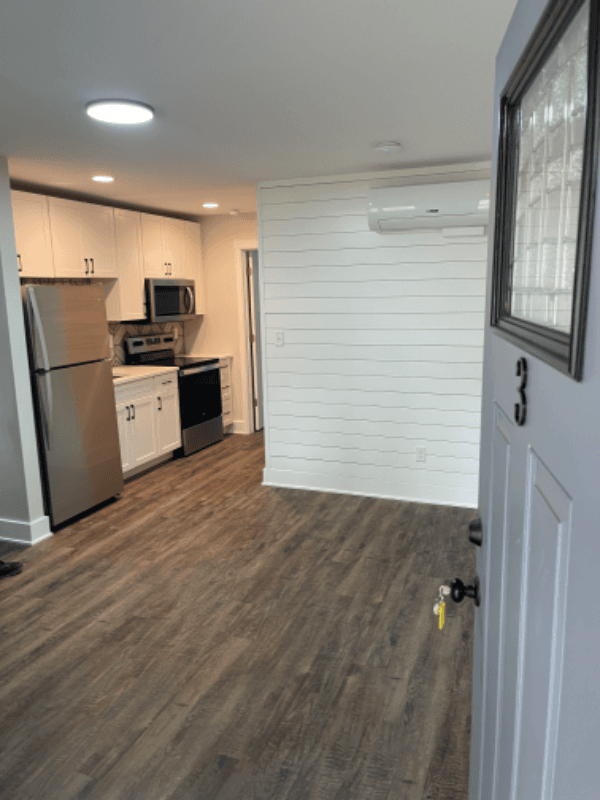 Saint Joseph Apartment: 1117 Nile’s ave