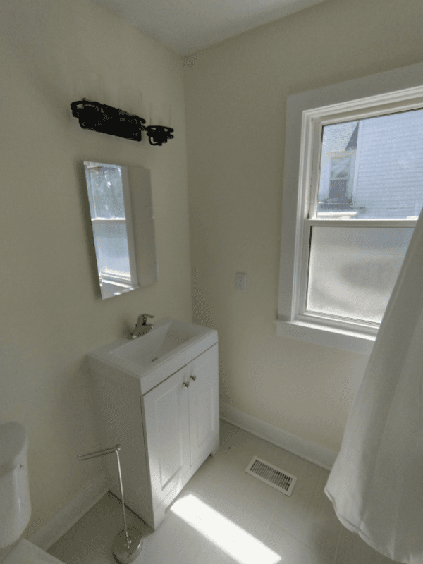 Minneapolis Apartment: 2643 12th Avenue S