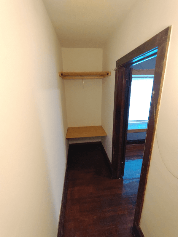 Minneapolis Apartment: 2643 12th Avenue S