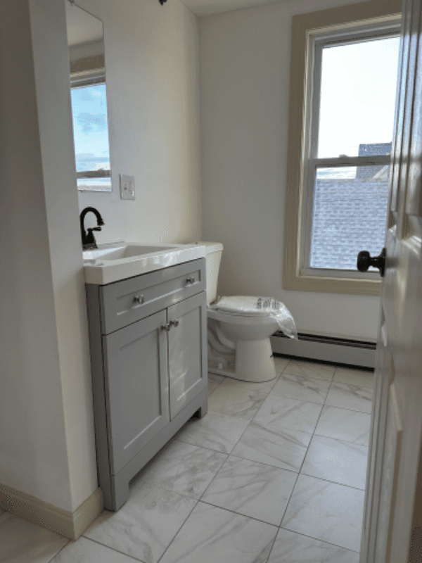 Manchester Apartment: 234 Merrimack Street