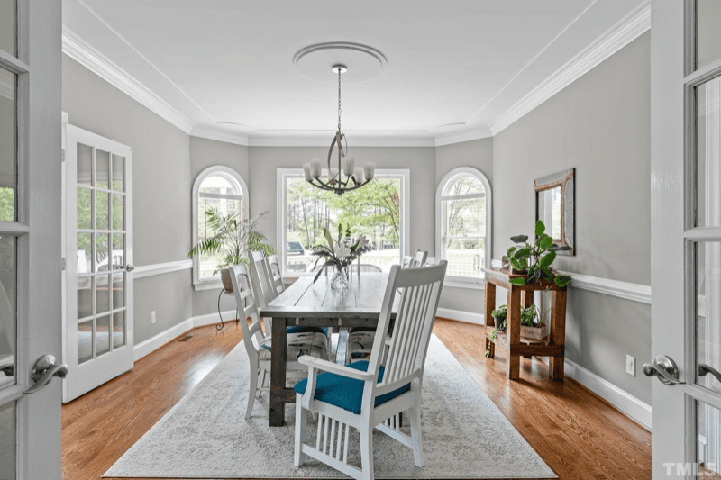 Raleigh House: 8845 Wildwood Links