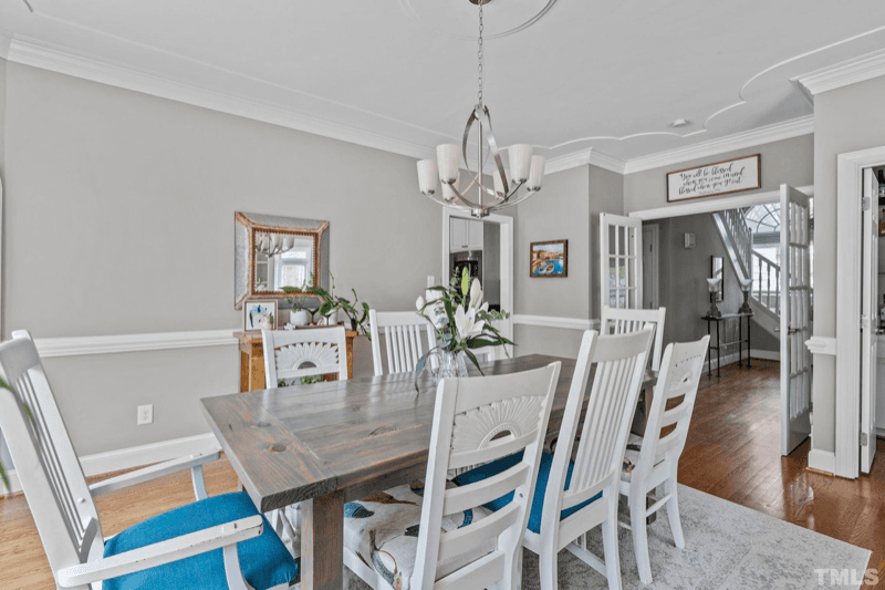 Raleigh House: 8845 Wildwood Links