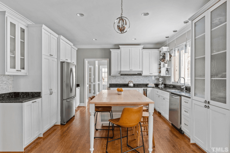 Raleigh House: 8845 Wildwood Links