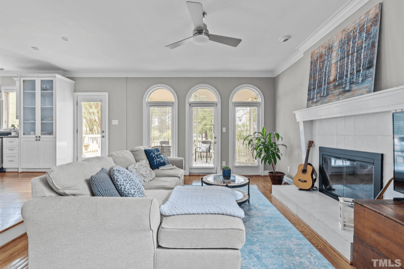 Raleigh House: 8845 Wildwood Links