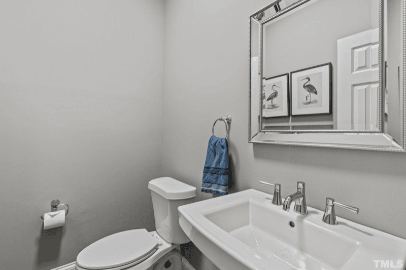 Raleigh House: 8845 Wildwood Links