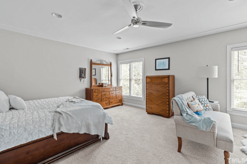 Raleigh House: 8845 Wildwood Links