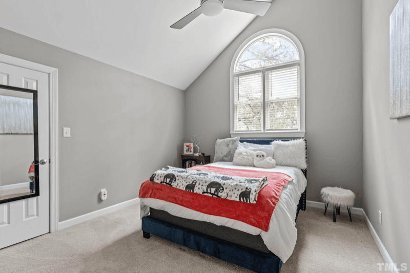 Raleigh House: 8845 Wildwood Links