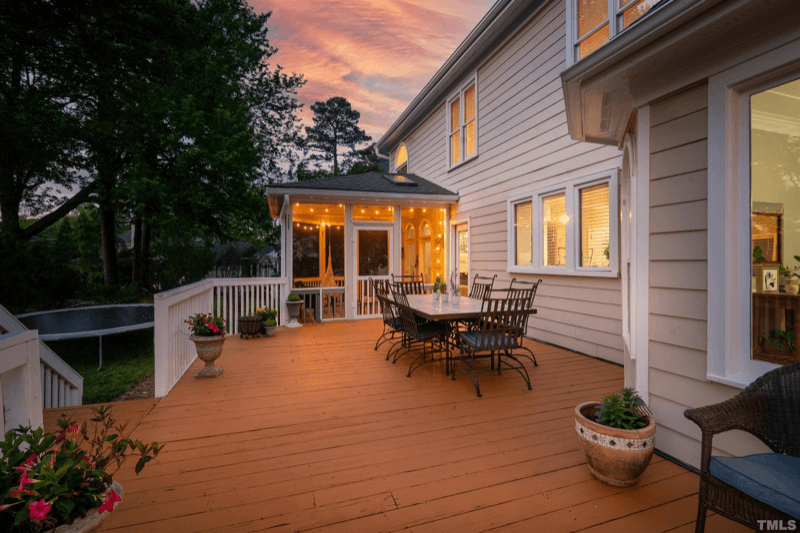 Raleigh House: 8845 Wildwood Links