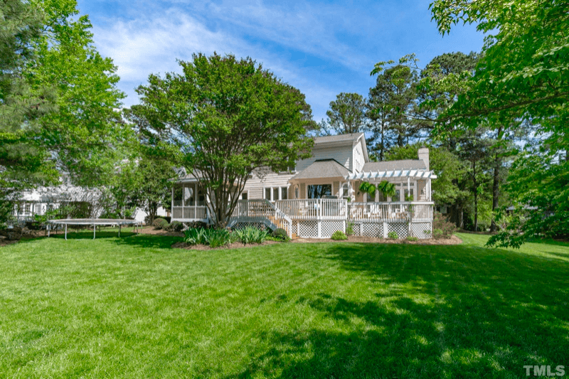 Raleigh House: 8845 Wildwood Links